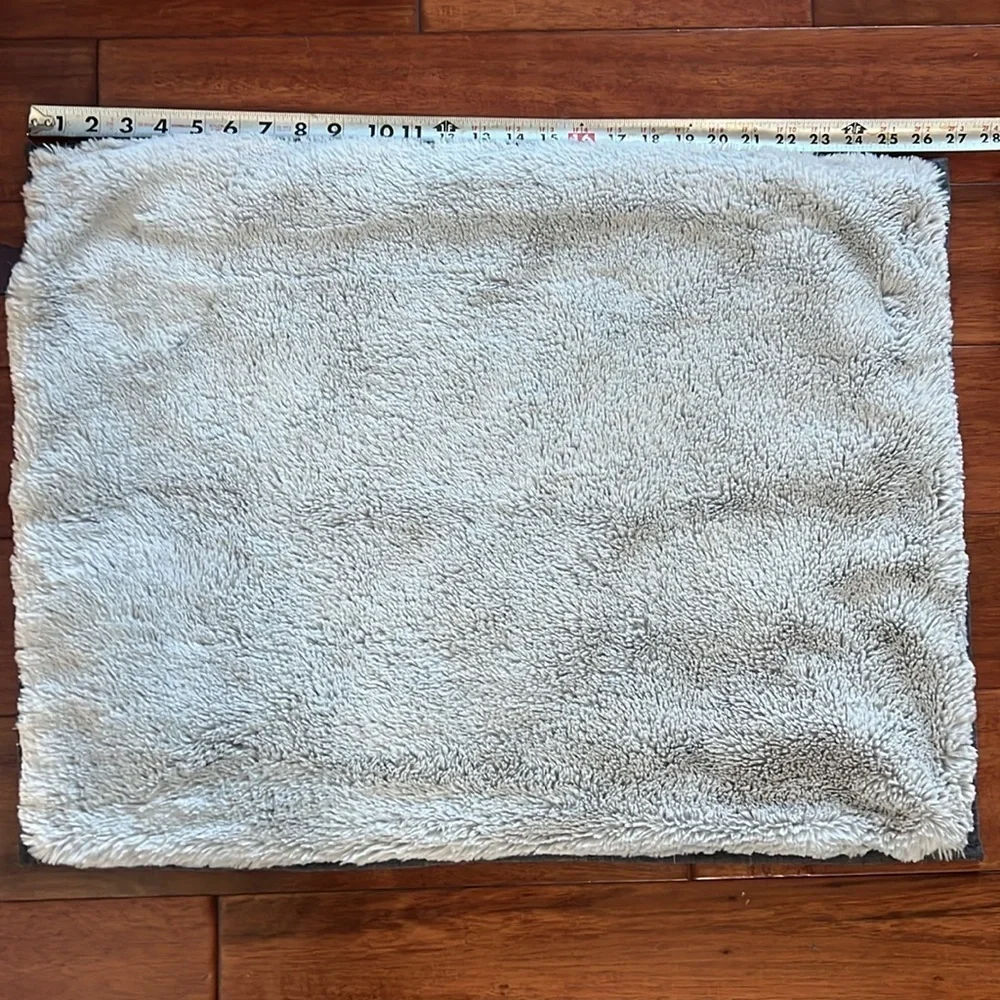 Ugg 26x20 dark gray quilt &light gray faux fur Pillow sham cover